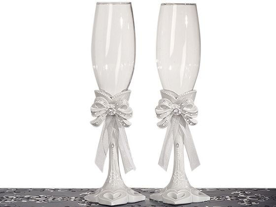 The "Elegant Bow Collection" Toasting Flutes