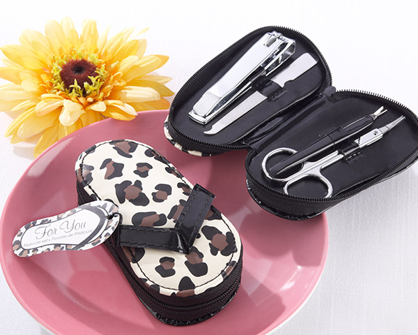 "Cheetah Chic" Flip-Flop Pedicure Kit