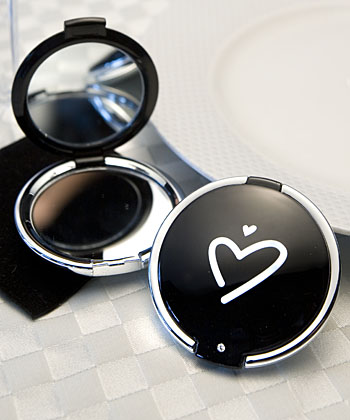 Styling Black Heart Design Compact Mirror - Click Image to Close