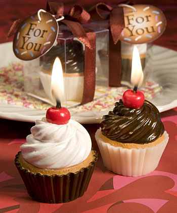 Yummy! Cupcake Candle Favours